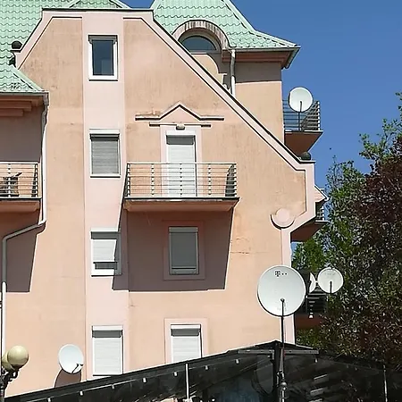 Διαμέρισμα To Varazs